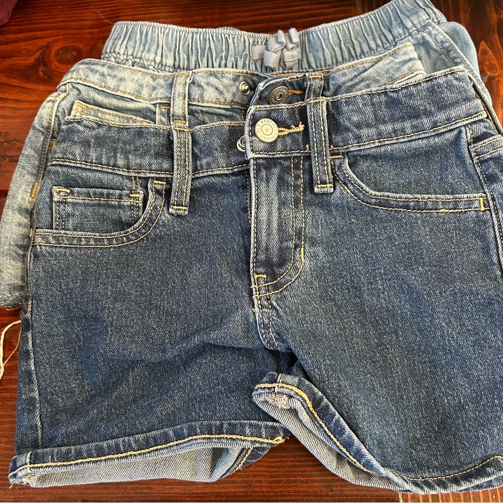 Girls Denim Shorts Size 6/7 lot